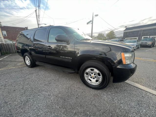 used 2009 Chevrolet Suburban car, priced at $7,588