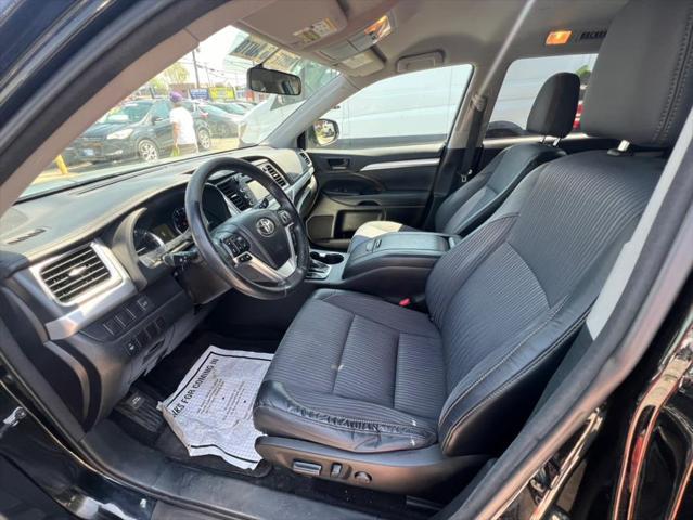 used 2015 Toyota Highlander car, priced at $10,988