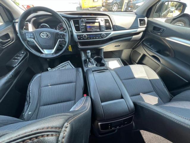 used 2015 Toyota Highlander car, priced at $10,988