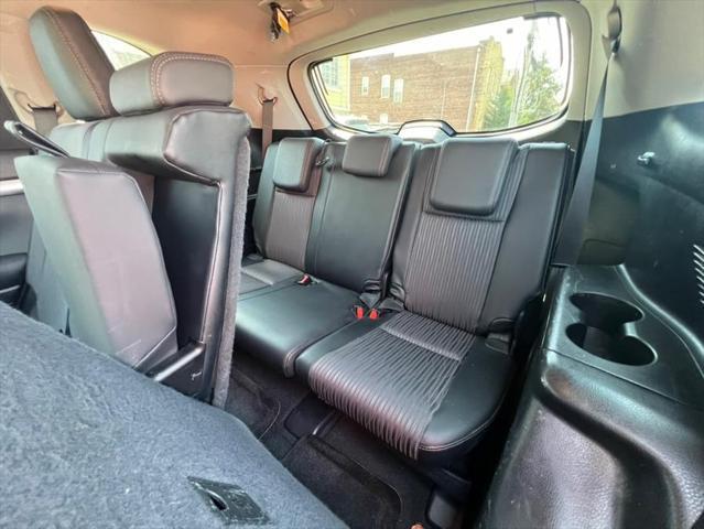 used 2015 Toyota Highlander car, priced at $10,988