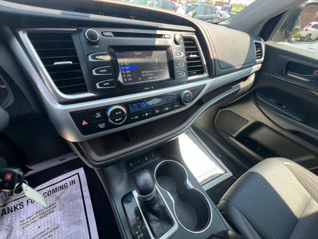 used 2015 Toyota Highlander car, priced at $10,988