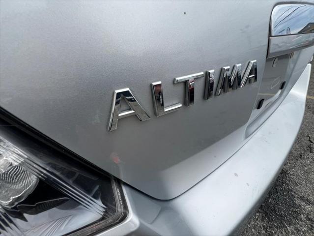 used 2007 Nissan Altima car, priced at $4,988
