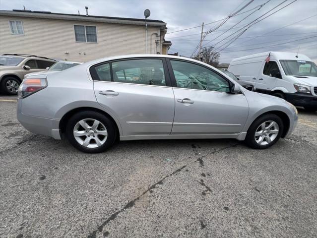 used 2007 Nissan Altima car, priced at $4,988