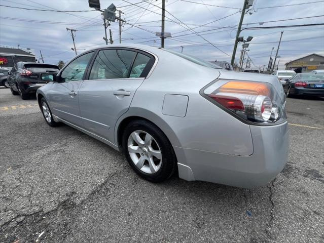 used 2007 Nissan Altima car, priced at $4,988