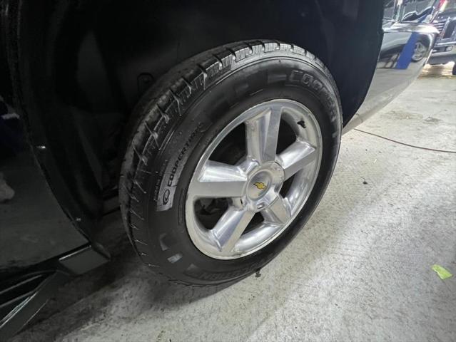 used 2014 Chevrolet Suburban car, priced at $11,988
