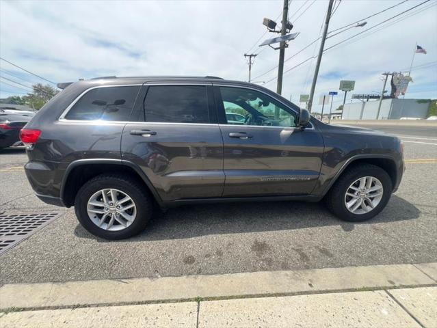 used 2017 Jeep Grand Cherokee car, priced at $11,988