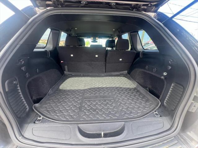 used 2017 Jeep Grand Cherokee car, priced at $11,988