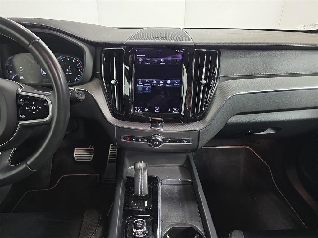 used 2021 Volvo XC60 Recharge Plug-In Hybrid car, priced at $31,995