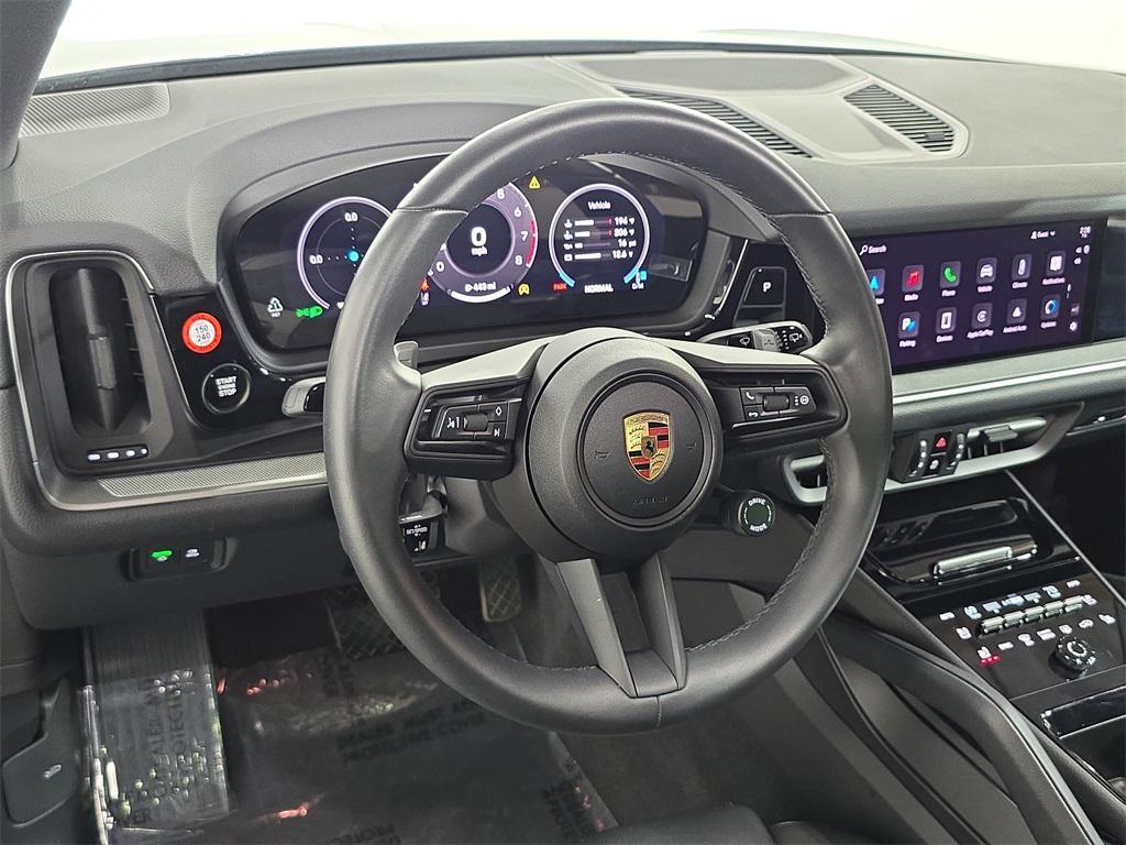used 2025 Porsche Cayenne car, priced at $91,995