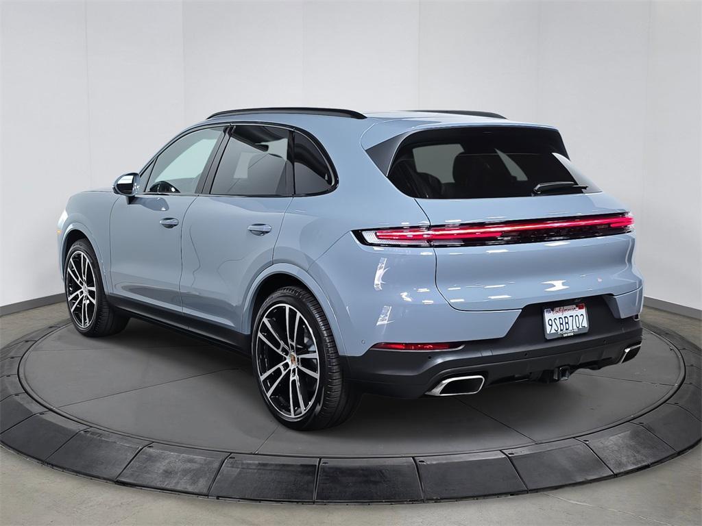 used 2025 Porsche Cayenne car, priced at $89,290