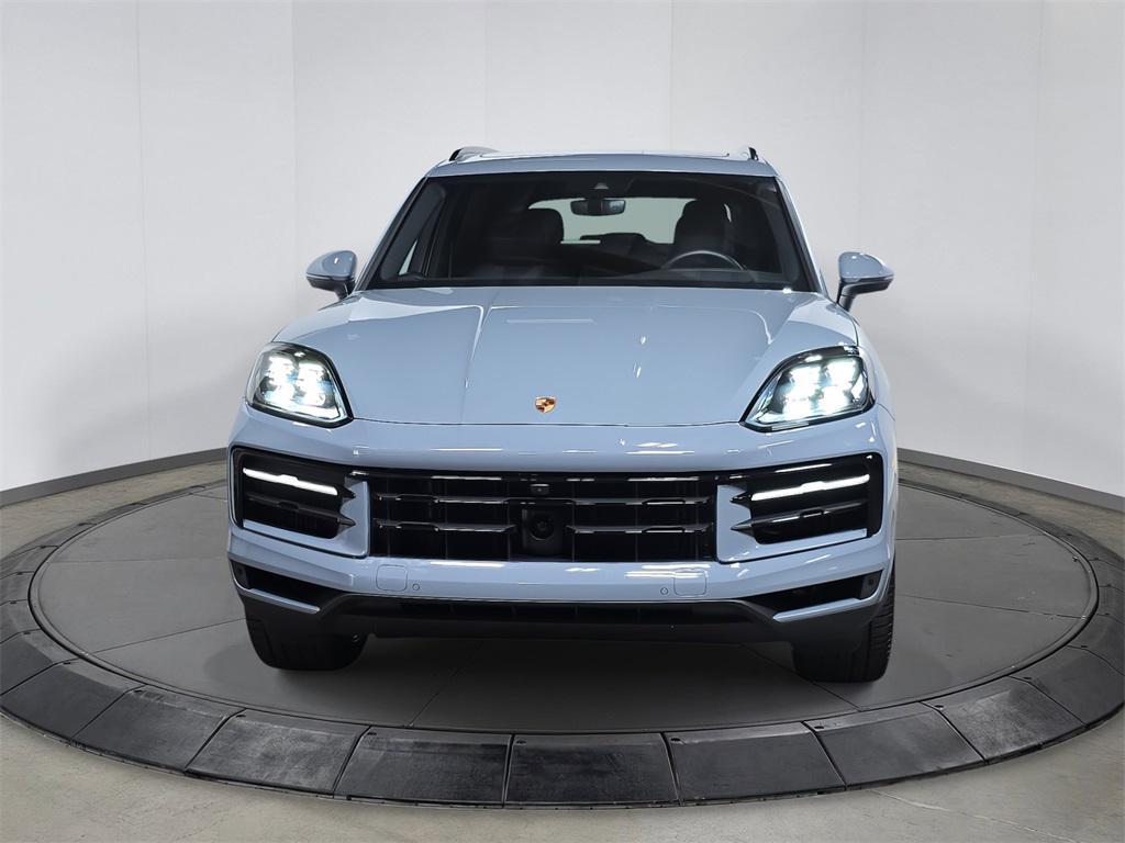 used 2025 Porsche Cayenne car, priced at $89,290