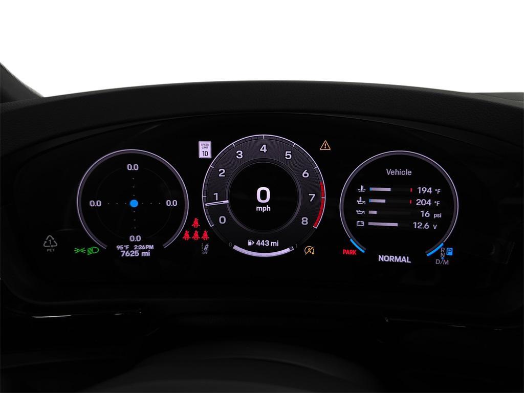 used 2025 Porsche Cayenne car, priced at $91,995