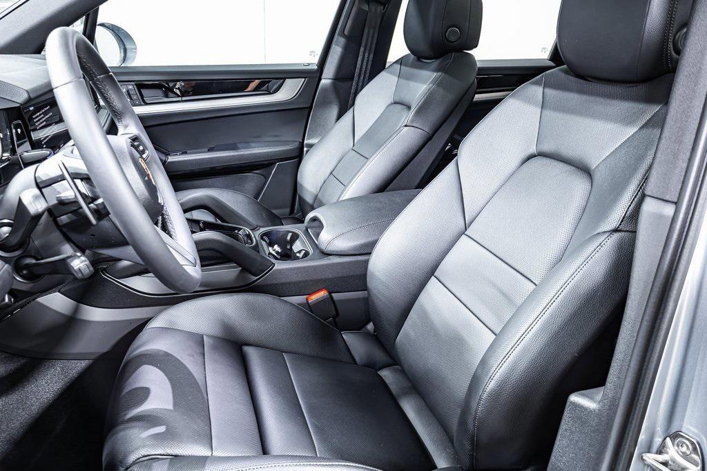 used 2025 Porsche Cayenne car, priced at $86,980