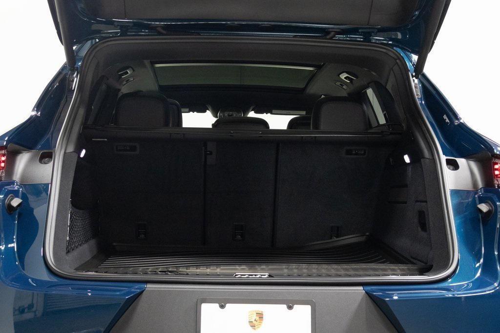 used 2025 Porsche Cayenne car, priced at $92,995