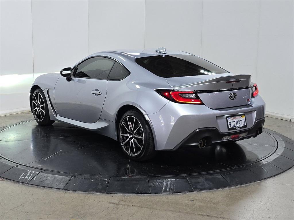 used 2023 Toyota GR86 car, priced at $28,995