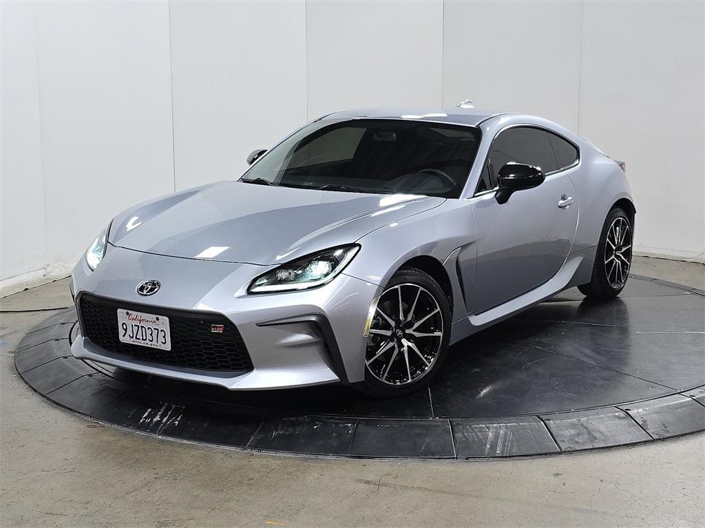 used 2023 Toyota GR86 car, priced at $28,995