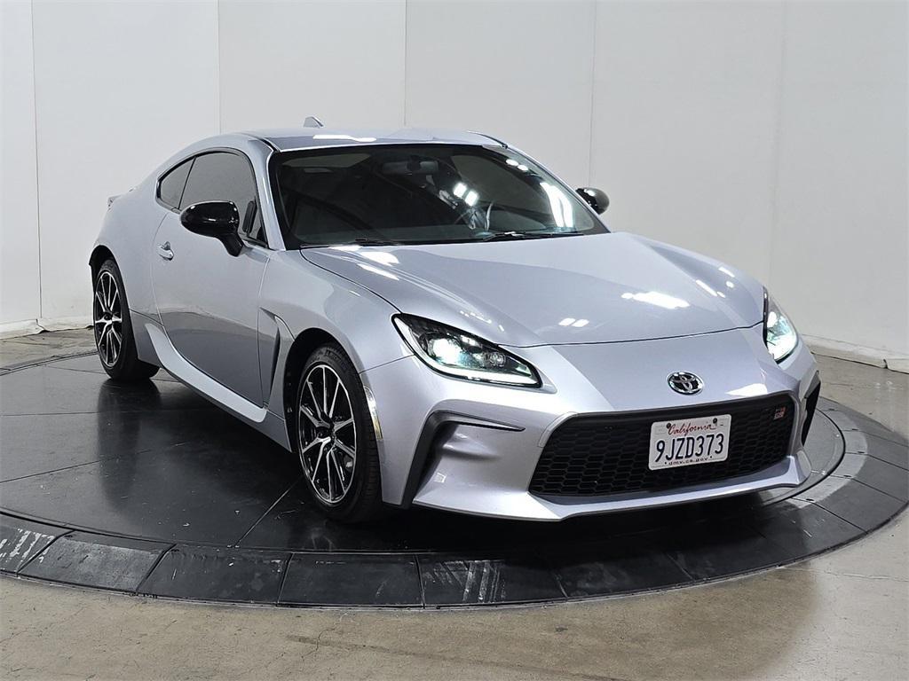 used 2023 Toyota GR86 car, priced at $28,995