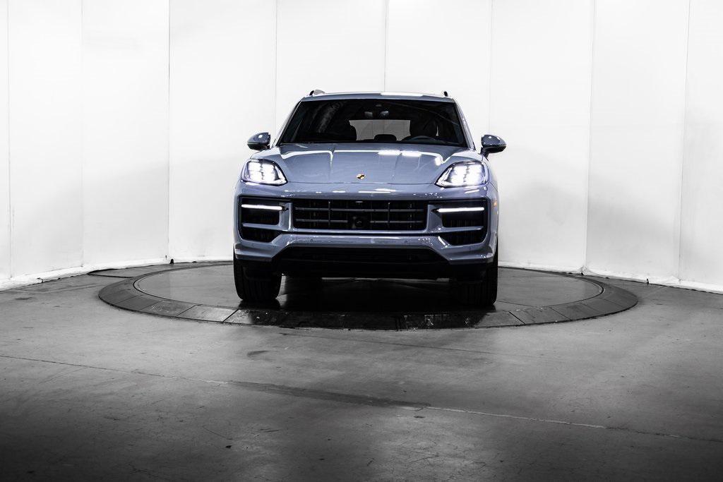 used 2025 Porsche Cayenne car, priced at $92,995