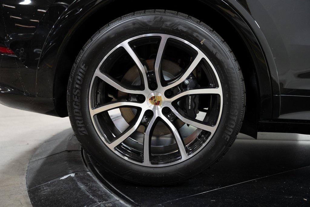 used 2024 Porsche Cayenne car, priced at $89,995