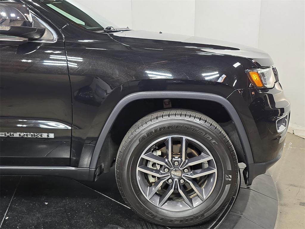 used 2017 Jeep Grand Cherokee car, priced at $19,995