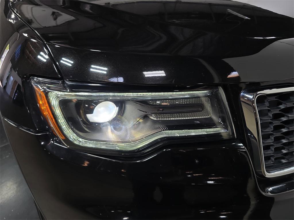 used 2017 Jeep Grand Cherokee car, priced at $19,995