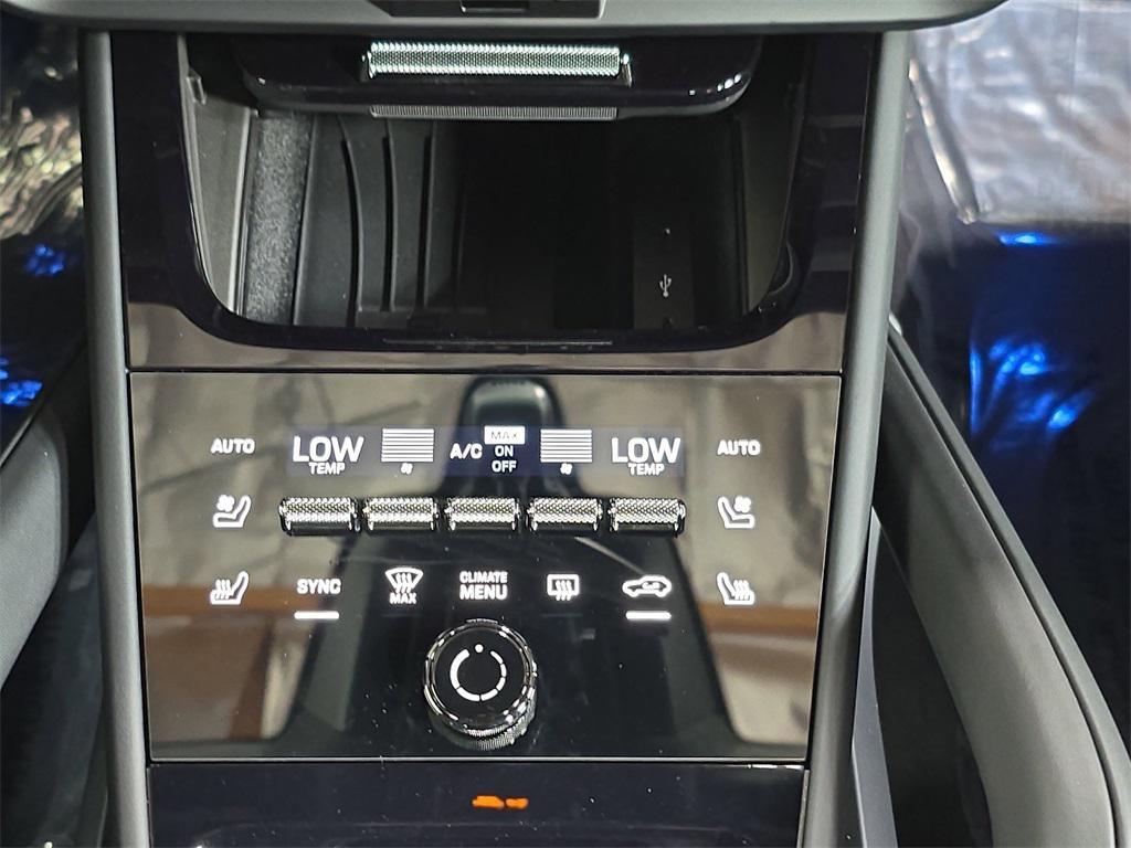 used 2025 Porsche Cayenne car, priced at $159,995