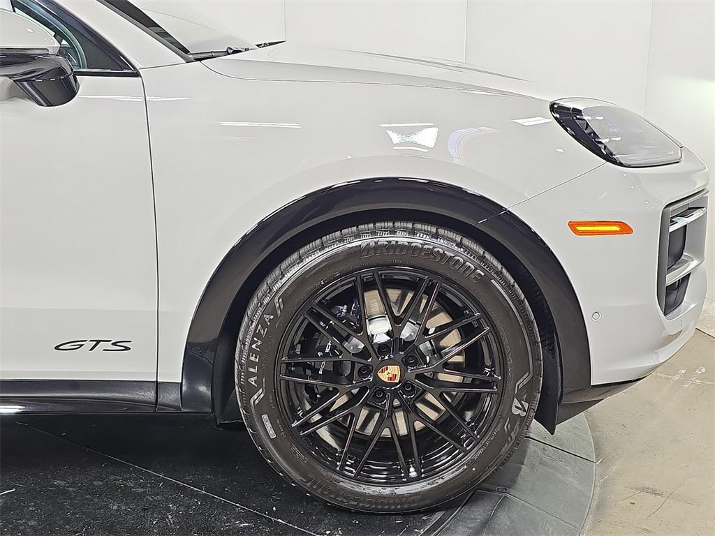 used 2025 Porsche Cayenne car, priced at $159,995