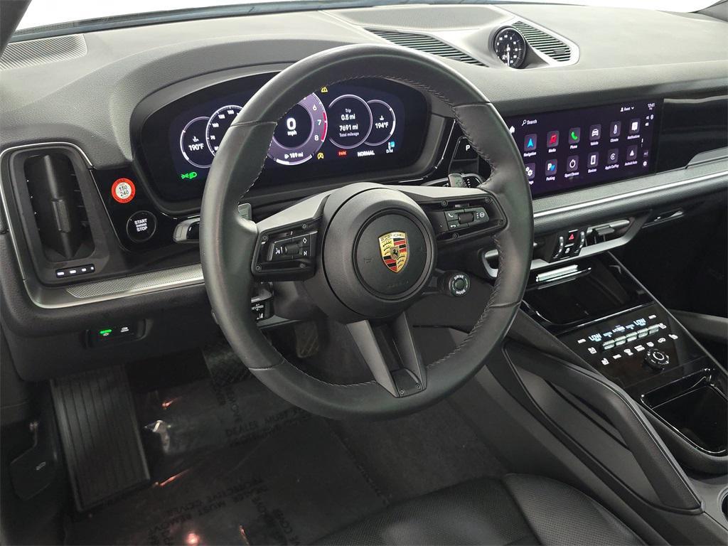 used 2025 Porsche Cayenne car, priced at $95,995