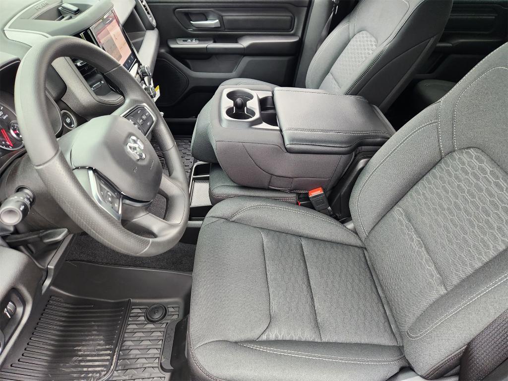 new 2025 Ram 1500 car, priced at $45,112