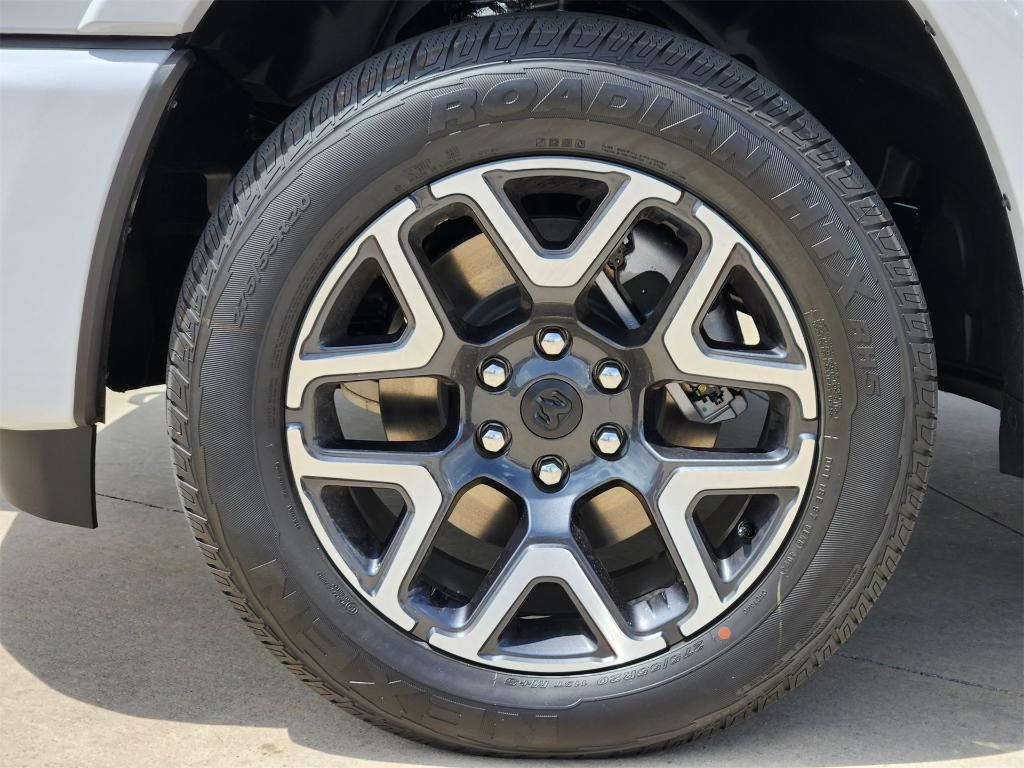 new 2025 Ram 1500 car, priced at $59,677