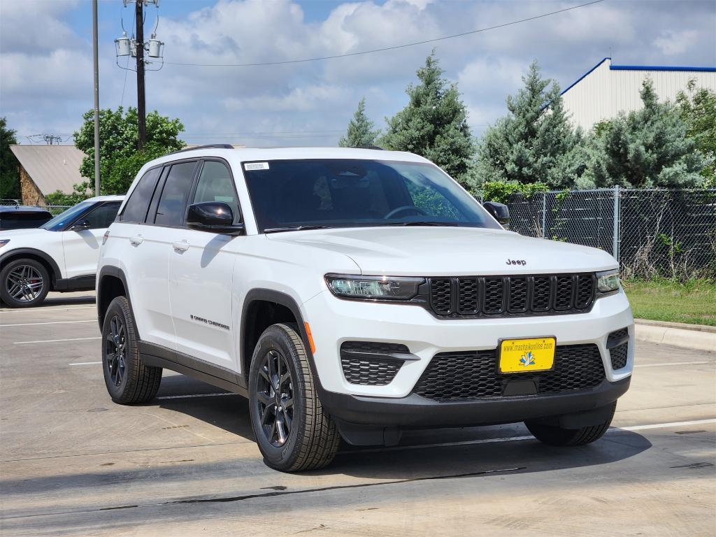 new 2025 Jeep Grand Cherokee car, priced at $37,242