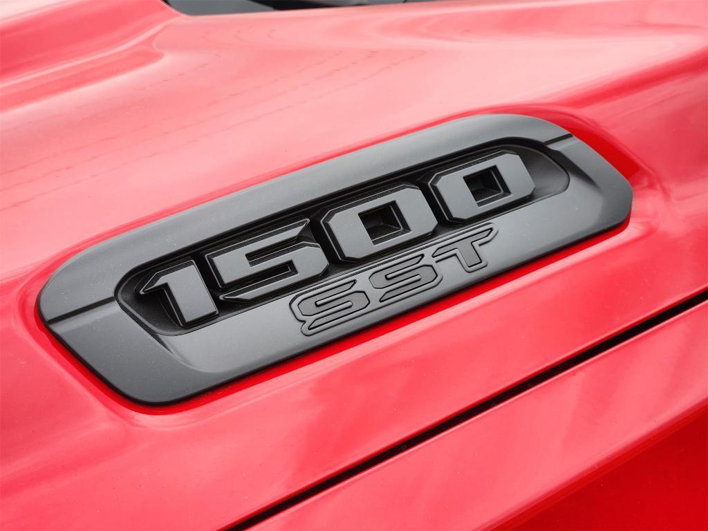 new 2025 Ram 1500 car, priced at $41,760