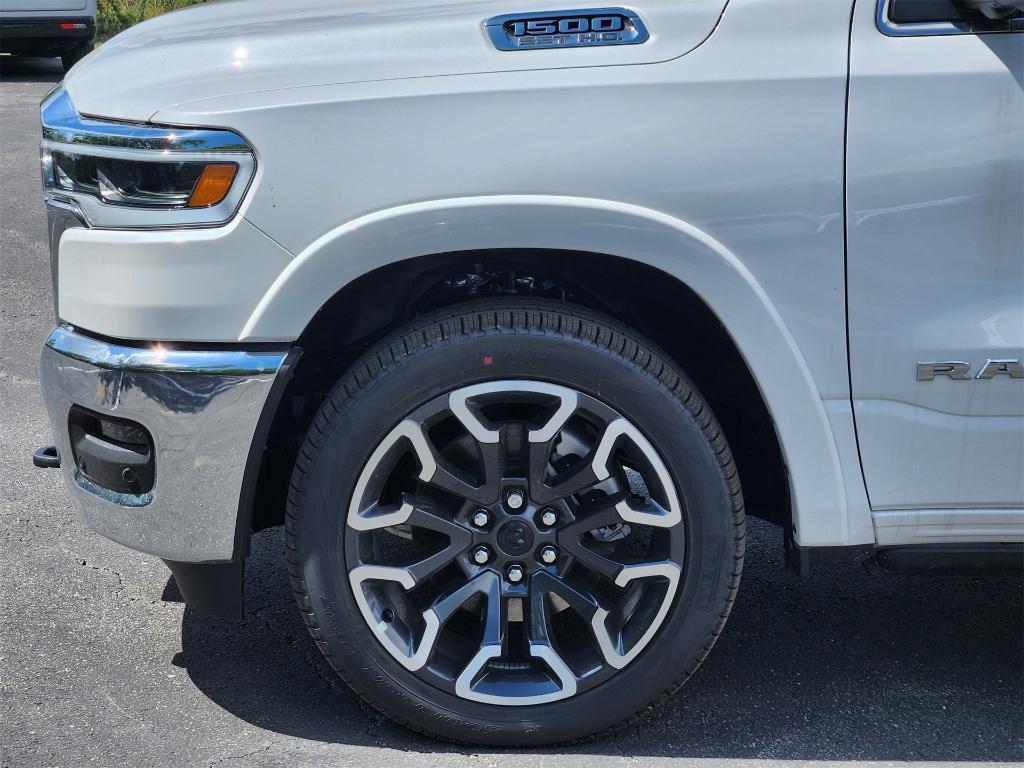 new 2025 Ram 1500 car, priced at $72,033
