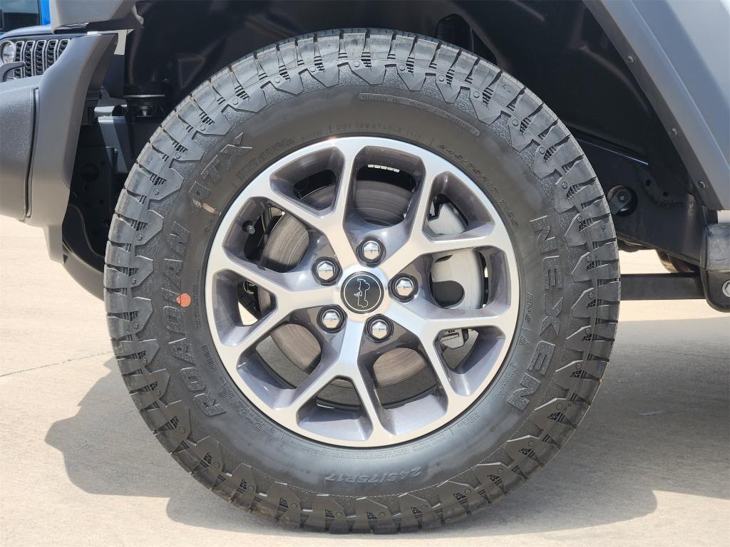 used 2025 Jeep Wrangler car, priced at $46,977