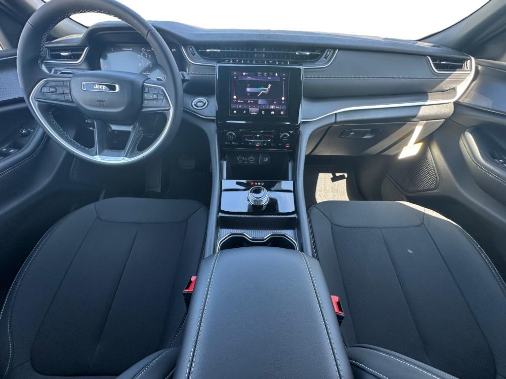 new 2025 Jeep Grand Cherokee L car, priced at $38,361