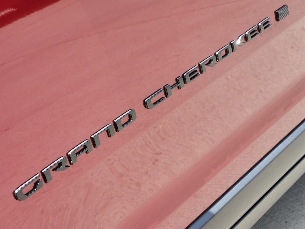 new 2025 Jeep Grand Cherokee L car, priced at $42,973