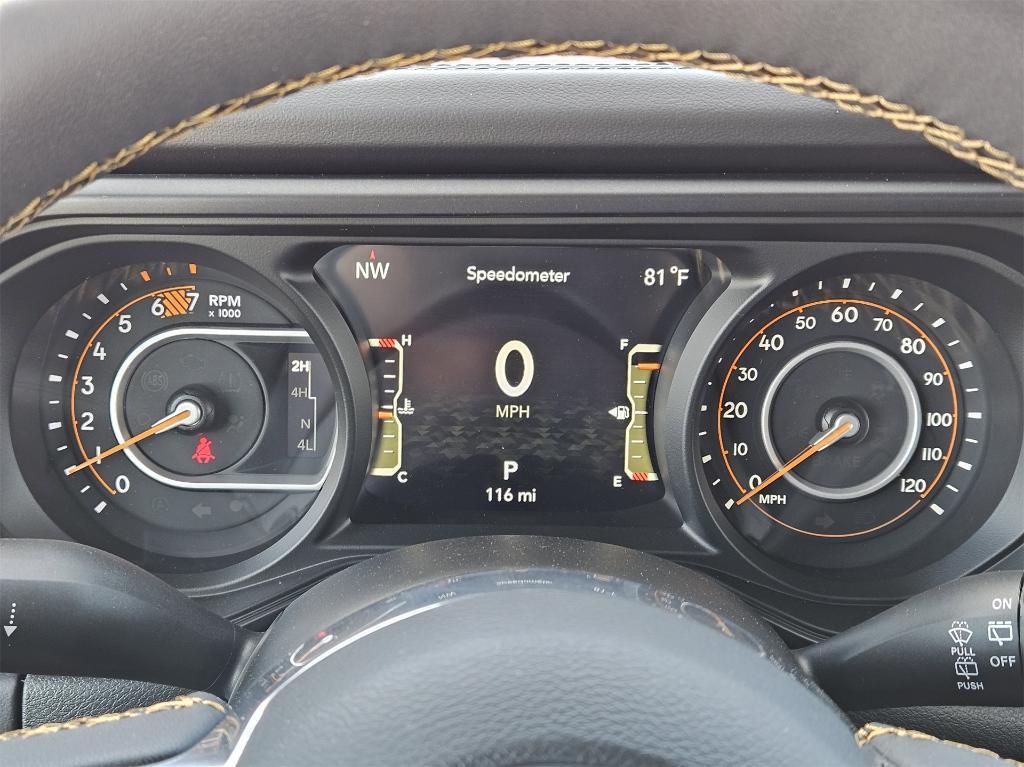new 2025 Jeep Wrangler car, priced at $55,305