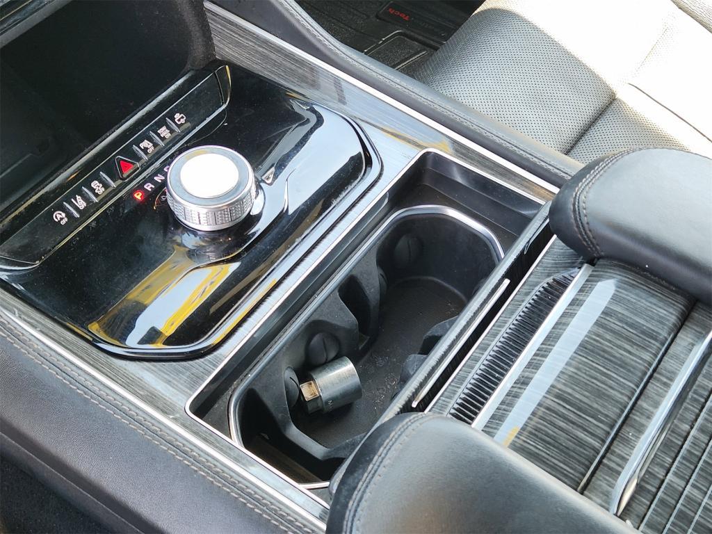 used 2022 Jeep Wagoneer car, priced at $36,447