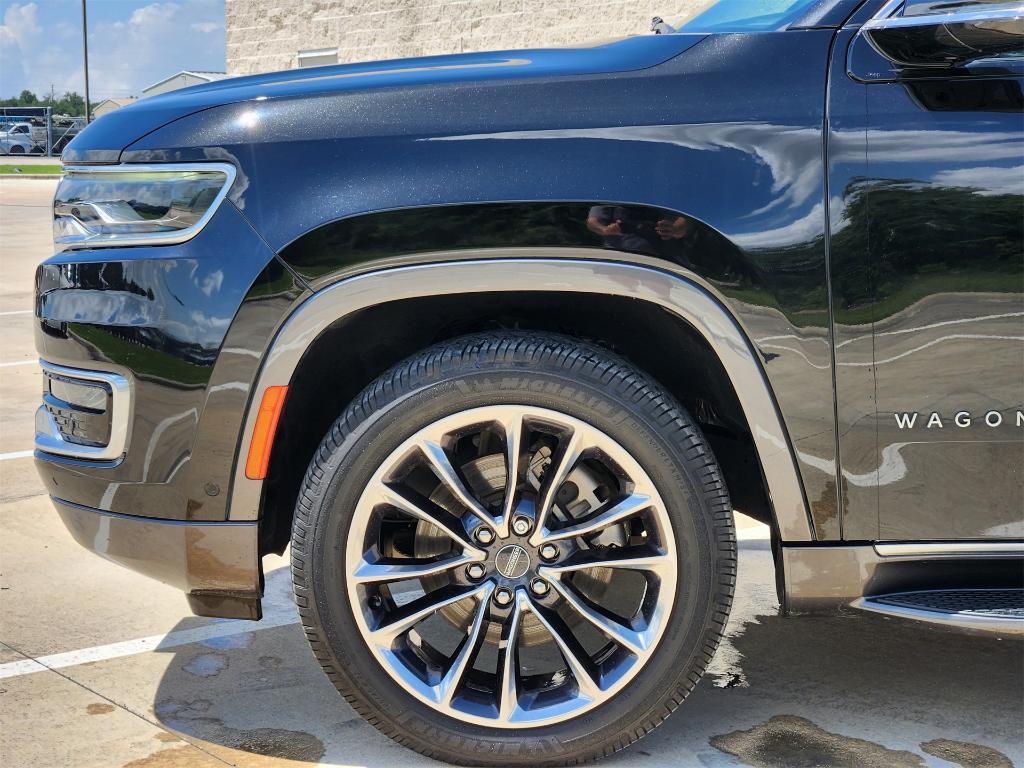 used 2022 Jeep Wagoneer car, priced at $36,447