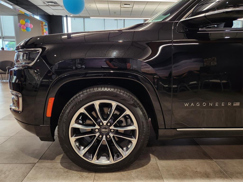 new 2024 Jeep Wagoneer L car, priced at $78,407