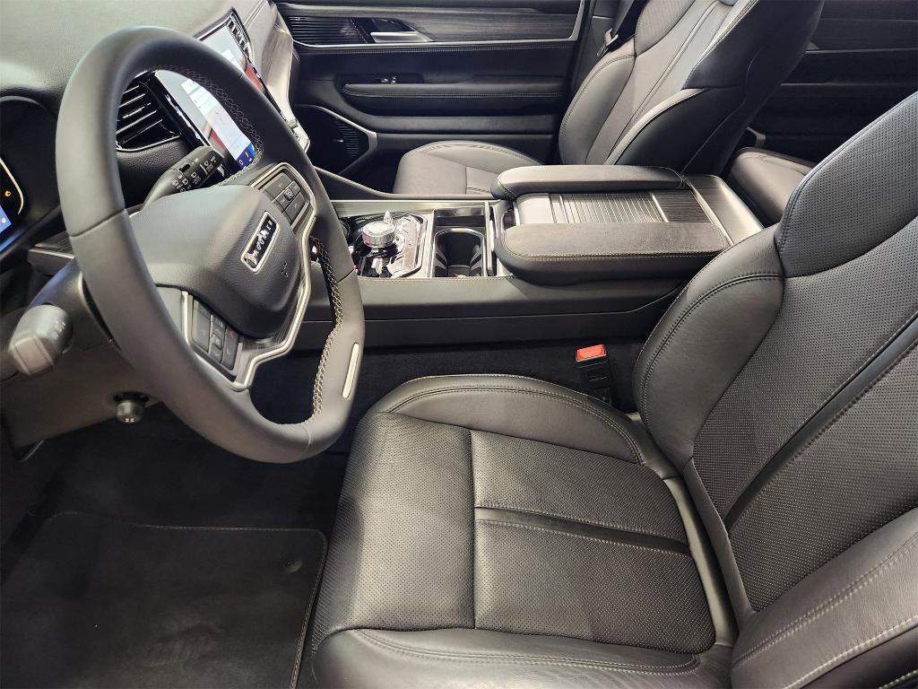 new 2024 Jeep Wagoneer L car, priced at $78,407