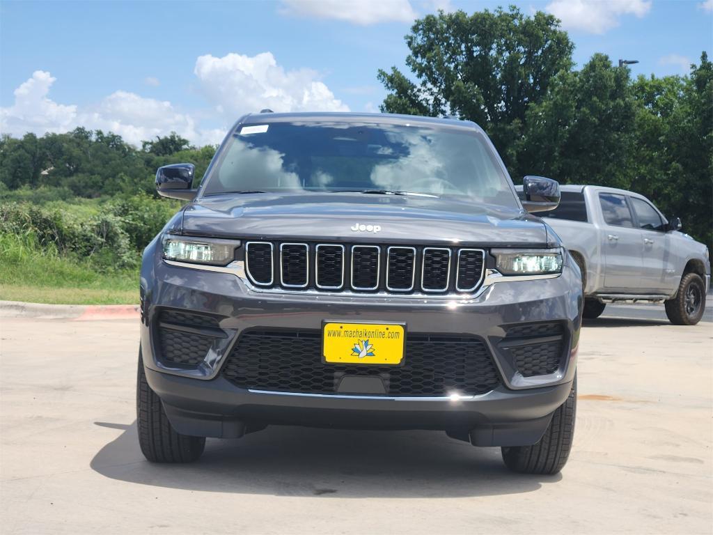 new 2025 Jeep Grand Cherokee car, priced at $35,443