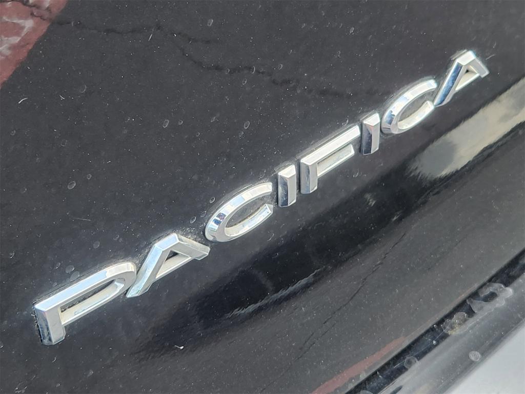 used 2022 Chrysler Pacifica car, priced at $17,988