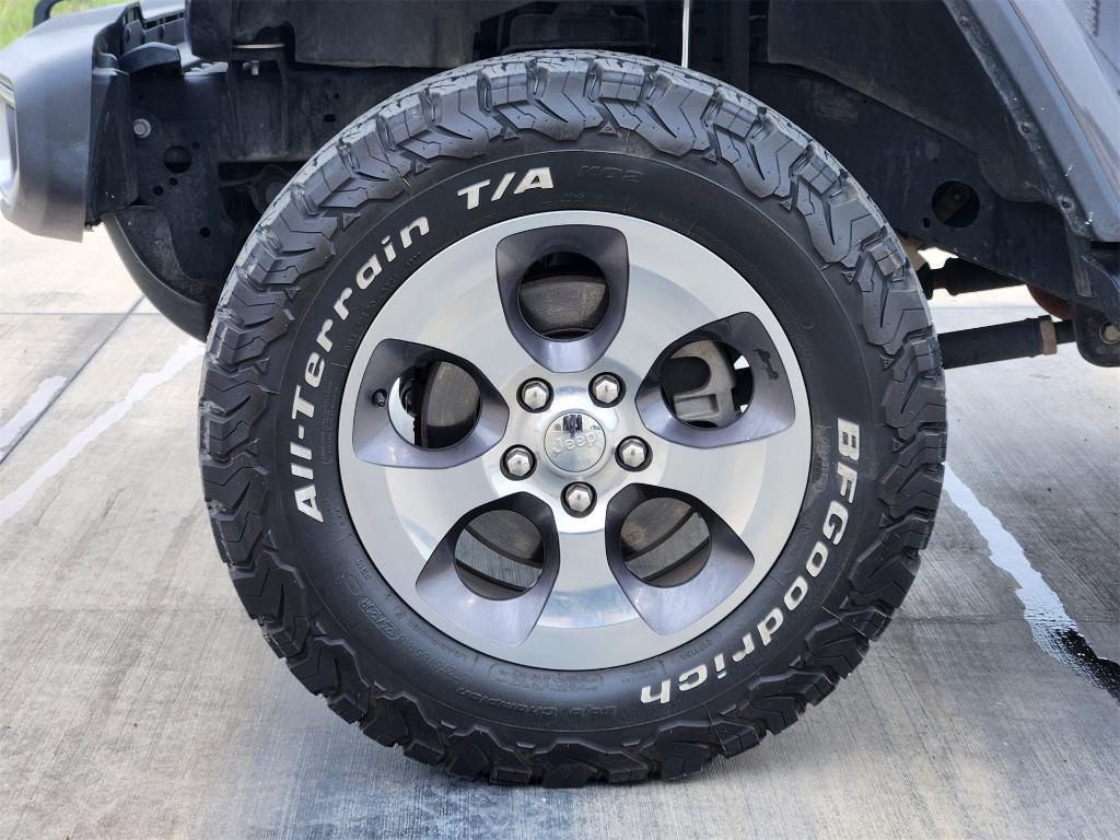 used 2018 Jeep Wrangler Unlimited car, priced at $24,328