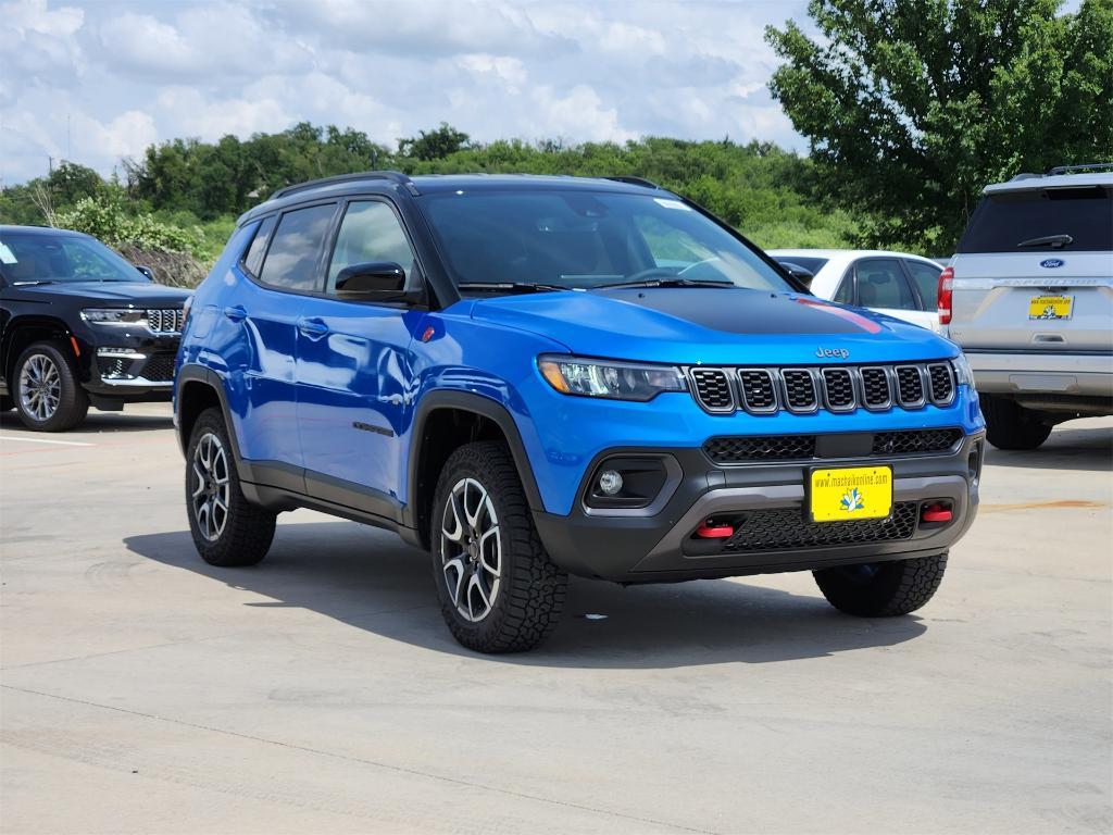 new 2025 Jeep Compass car, priced at $31,945