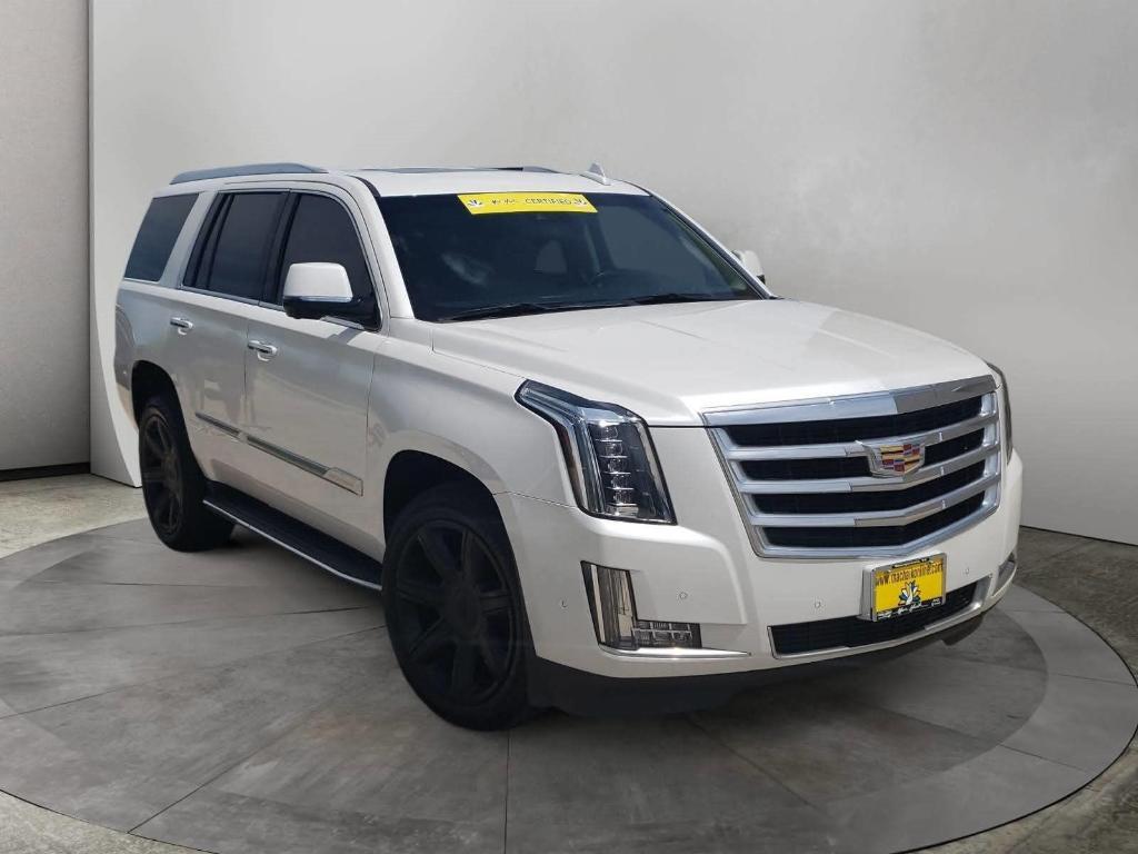 used 2020 Cadillac Escalade car, priced at $35,997