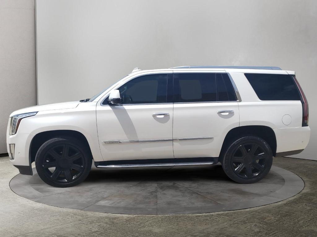 used 2020 Cadillac Escalade car, priced at $35,997