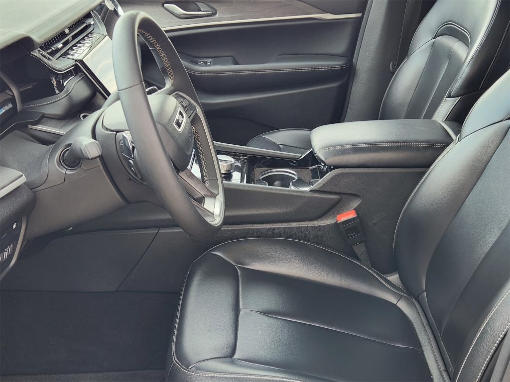 used 2023 Jeep Grand Cherokee 4xe car, priced at $29,477