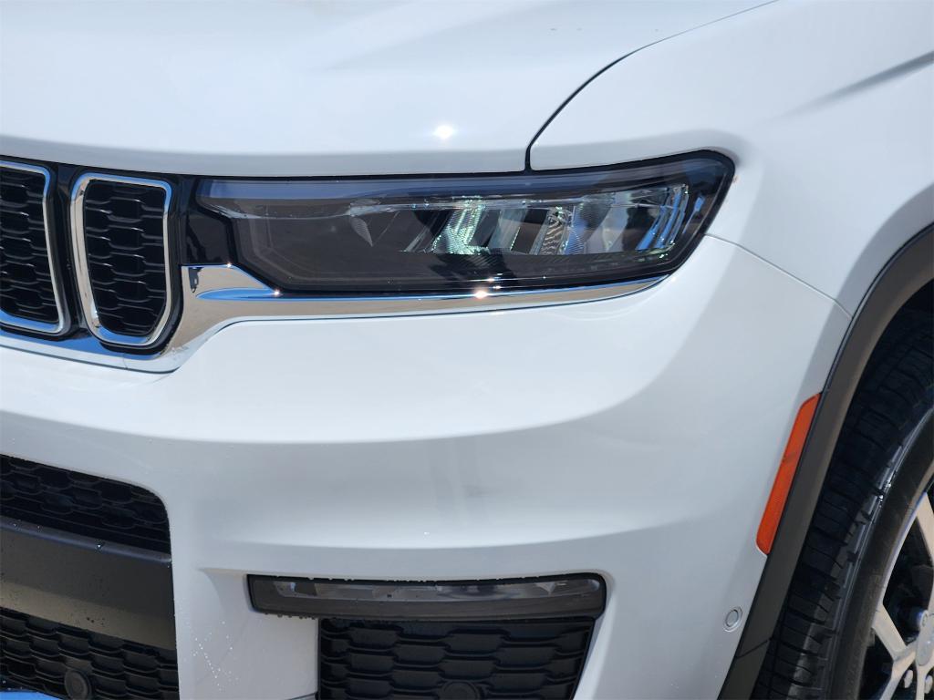 new 2025 Jeep Grand Cherokee L car, priced at $48,439