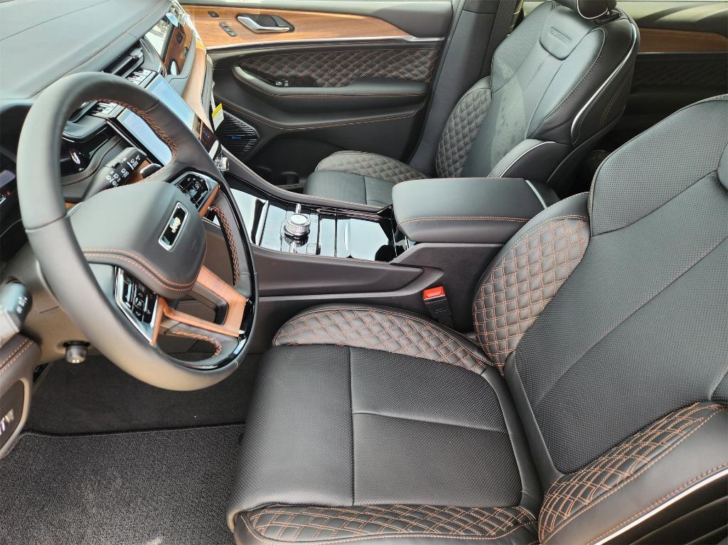 new 2025 Jeep Grand Cherokee L car, priced at $64,680
